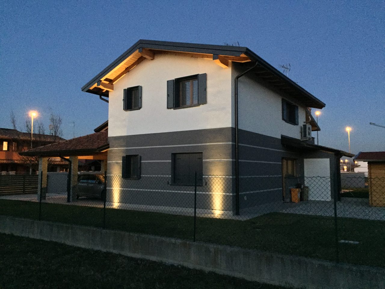 Edilsoluzioni impresa edile Gorizia notturna